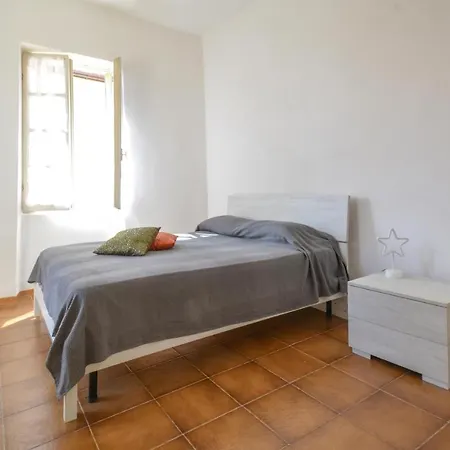 Amazing In Aquila Darroscia With 2 Bedrooms And Wifi *