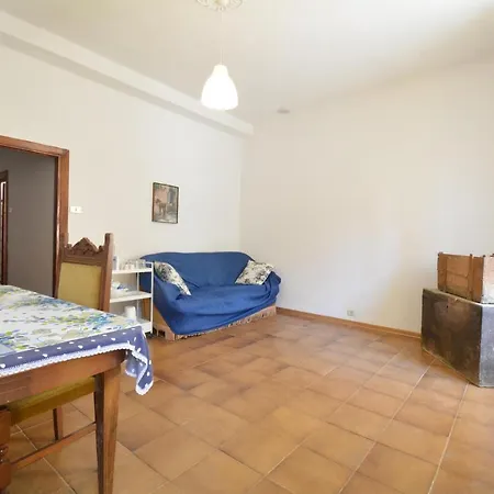 Amazing In Aquila Darroscia With 2 Bedrooms And Wifi *