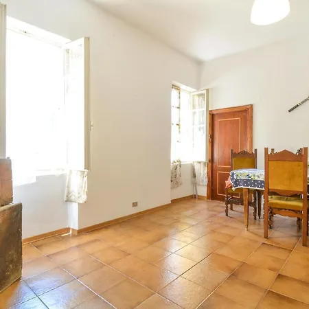 Amazing In Aquila Darroscia With 2 Bedrooms And Wifi * Borghetto d'Arroscia