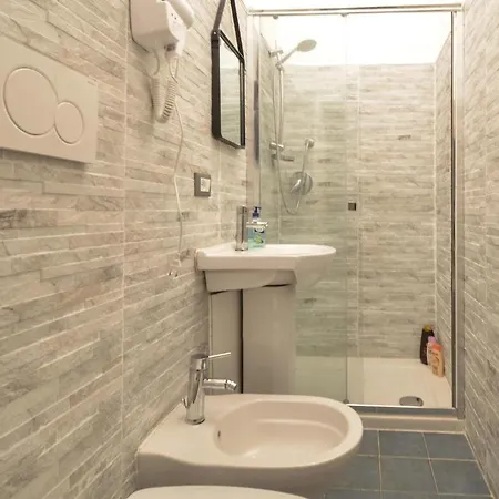 度假居 Amazing In Aquila Darroscia With 2 Bedrooms And Wifi *